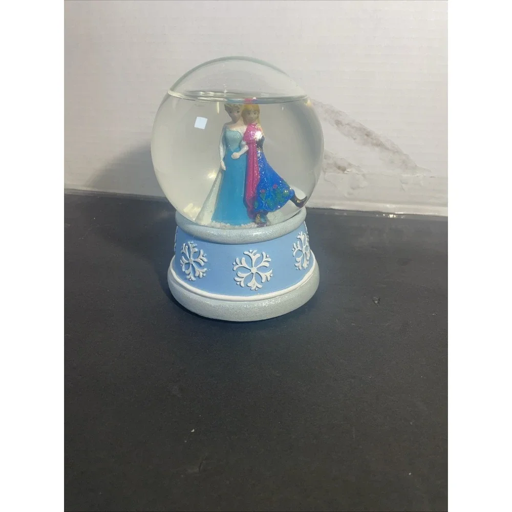 Lenox Classics Disney Frozen Elsa & Anna Musical Snow Globe Snowflake Base